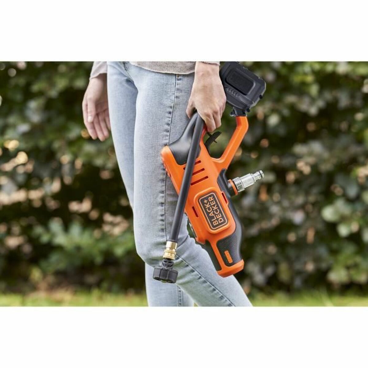 Strūklas mazgāšana Black & Decker BCPC18B-XJ